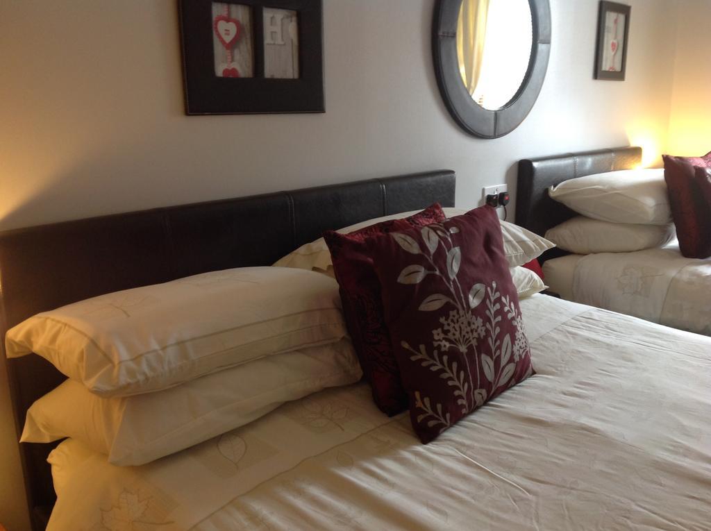 Dunroamin Self-Catering Apartment Aviemore Buitenkant foto
