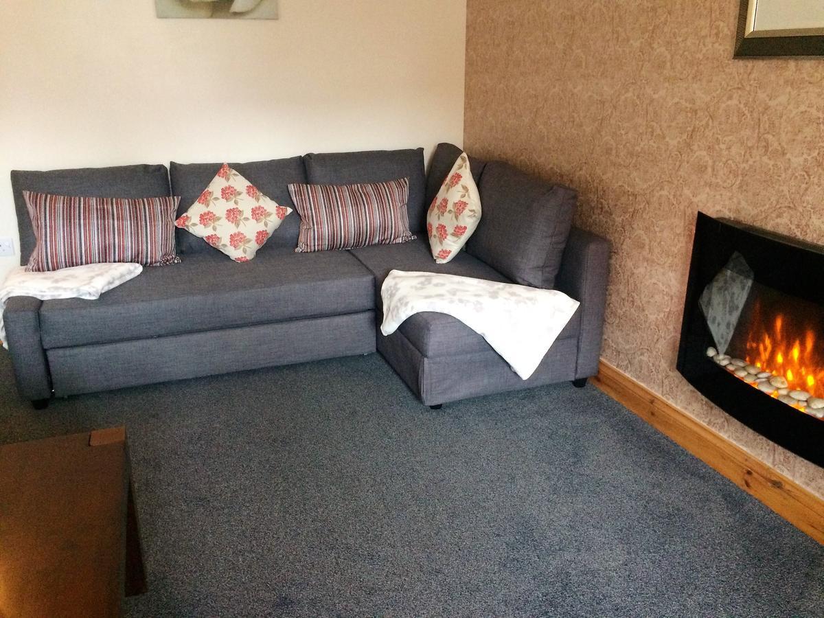 Dunroamin Self-Catering Apartment Aviemore Buitenkant foto